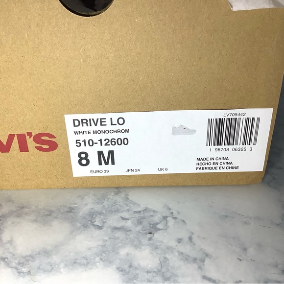 < NEW Women’s Levi’s Drive Lo Monochrome Sneakers > - Picture 3 of 6